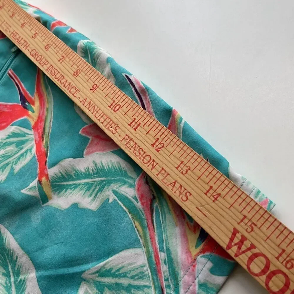 Chubbies Brief Lined Tropical Floral Swim Trunks Mens L 6 Inseam